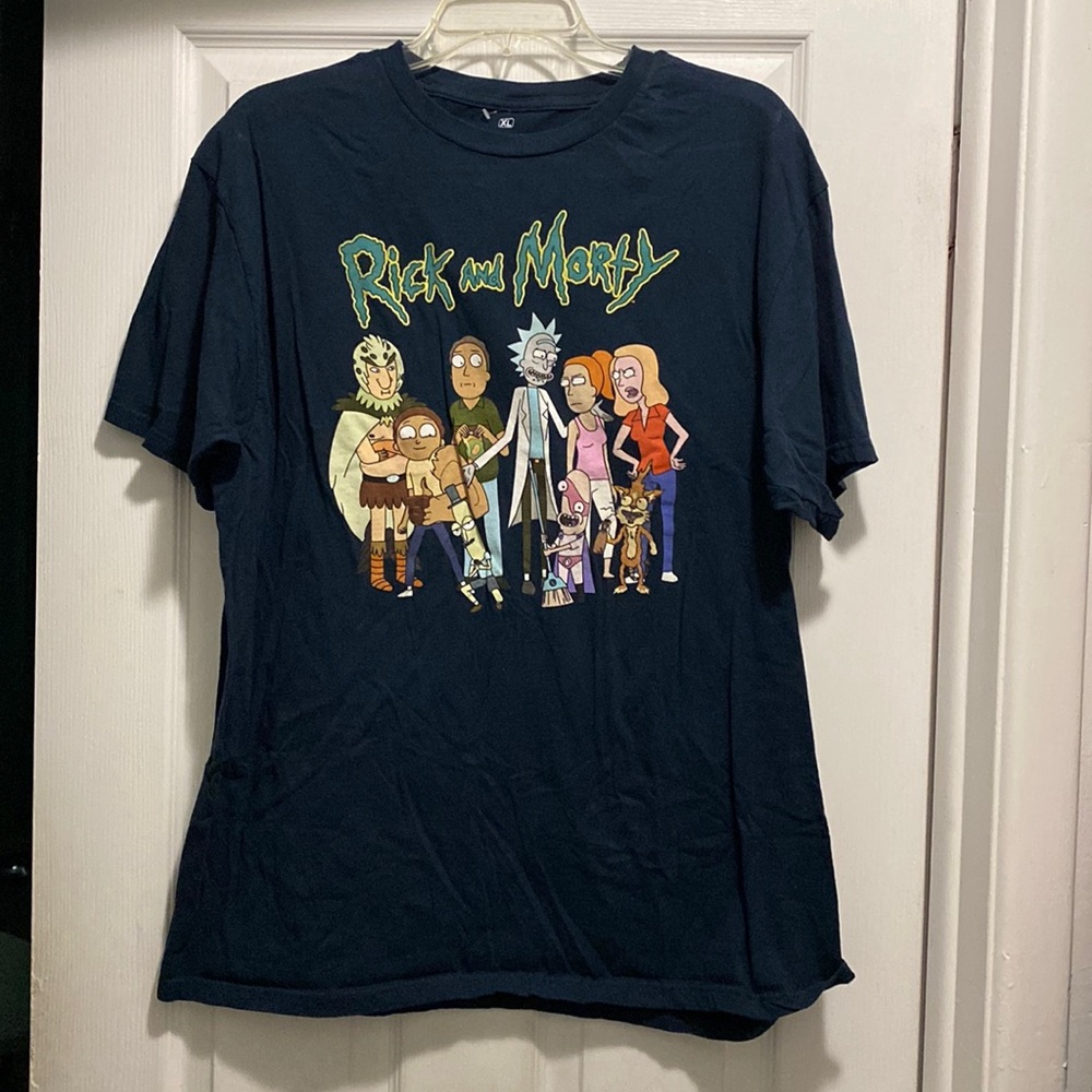 Short sleeve graphic tee